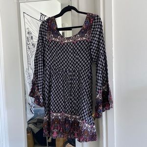 Super cute but has a zipper broken